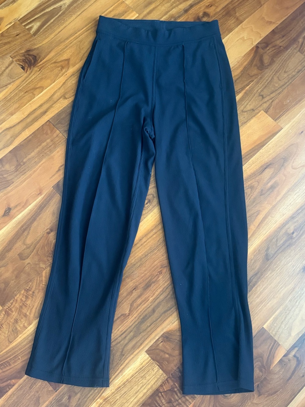 lululemon athletica Ribbed Black Straight-Leg High-Waist Pants, USED